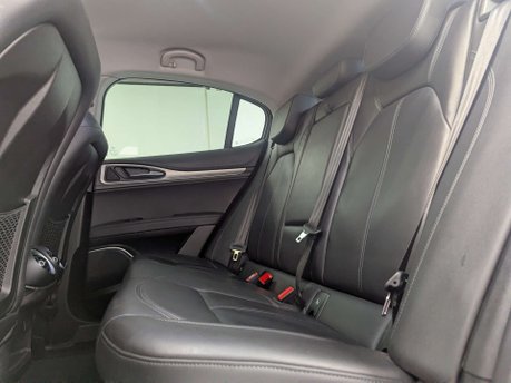 Alfa Romeo Stelvio 2.1 Stelvio Speciale TD AWD Auto 4WD 5dr 43