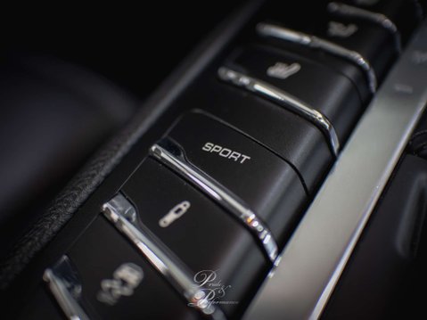 Porsche Macan 3.0 Macan S D Semi-Auto 4WD 5dr 35