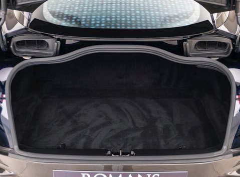 Aston Martin DBS Superleggera 33