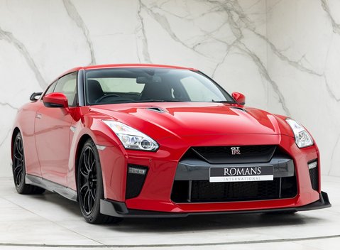 Nissan GT-R Track Edition 1