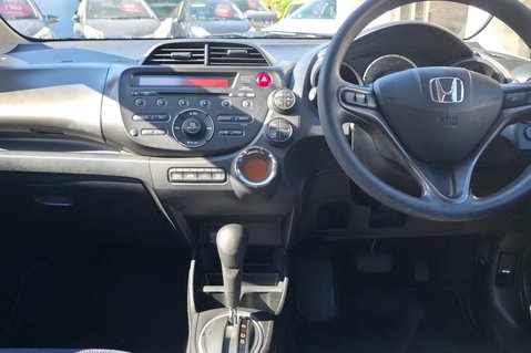 Honda Jazz I-VTEC ES..AUTOMATIC..12 MAIN DEALER SERVICES..1 PREVIOUS KEEPER..STUNNING 11