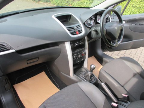 Peugeot 207 1.4 Active Euro 5 5dr 16