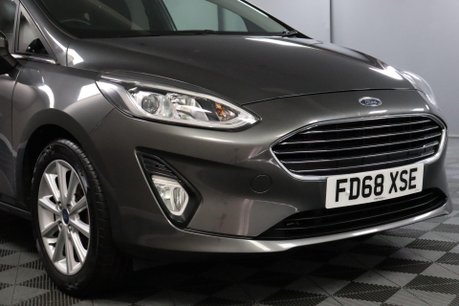 Ford Fiesta TITANIUM 24