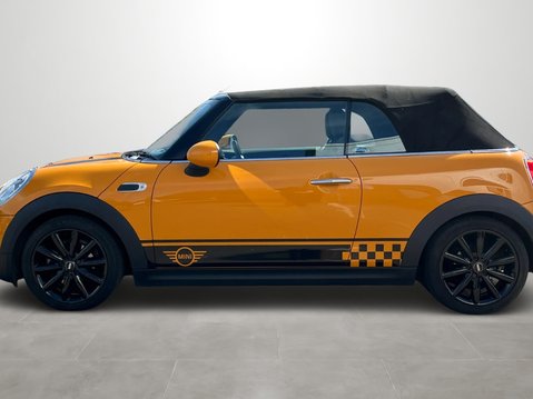 Mini Convertible 1.5 Cooper 2dr [Chili/Media Pack XL] 8