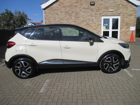 Renault Captur 0.9 TCe ENERGY Dynamique S MediaNav Euro 5 (s/s) 5dr 6