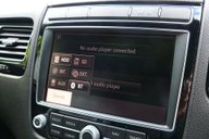 Volkswagen Touareg 3.0 Touareg V6 R-Line TDI BlueMotion Technology Auto 4WD 5dr 32