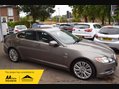 Jaguar XF 3.0 XF Premium Luxury V6 Auto 4dr 2