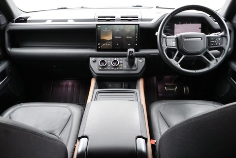 Land Rover Defender 110 D300 HARD TOP X MHEV HUGE FACTORY SPEC SEEKER STYLED WITH SEATS  18