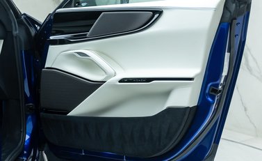 Ferrari Purosangue 27