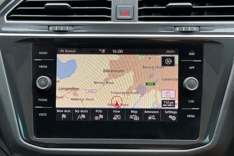 Volkswagen Tiguan SEL TSI BMT 4MOTION DSG - PANROOF - CARPLAY - FULL SERVICE HISTORY 44
