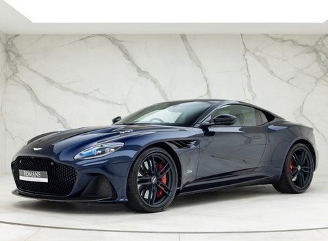 Aston Martin DBS Superleggera 6