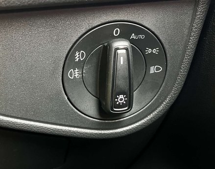 Volkswagen Polo 1.0 Polo Style TSi 5dr 68