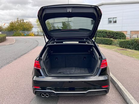 Audi A3 1.5 TFSI CoD 35 Black Edition Sportback S Tronic Euro 6 (s/s) 5dr 33