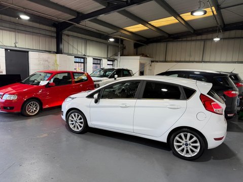Ford Fiesta 1.0T EcoBoost Titanium Euro 6 (s/s) 5dr 5