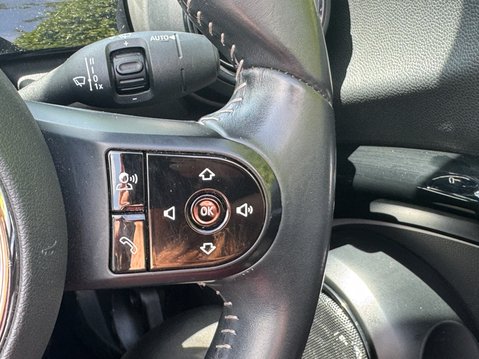 Mini Convertible 1.5 Cooper Sport Convertible 2dr Petrol Manual Euro 6 (s/s) (136 ps) 13