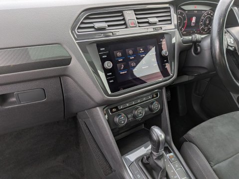 Volkswagen Tiguan Allspace 2.0 TDI SEL DSG Euro 6 (s/s) 5dr 27