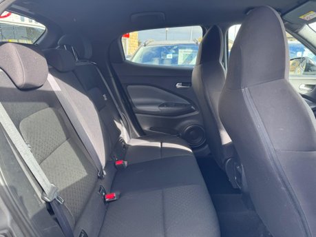 Nissan Juke DIG-T N-CONNECTA 12
