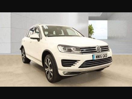 Volkswagen Touareg 3.0 Touareg V6 R-Line TDI BlueMotion Technology Auto 4WD 5dr