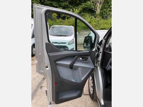 Ford Transit Custom 2.2 TDCi 270 Trend Panel Van 5dr Diesel Manual L1 H1 (186 g/km, 98 bhp) 30