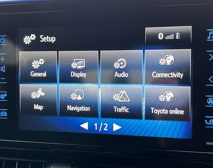 Toyota C-HR 1.8 C-HR-Dynamic HEV CVT 5dr 44