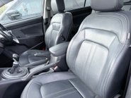 Kia Sportage 2.0 CRDI KX-3 SAT NAV 15