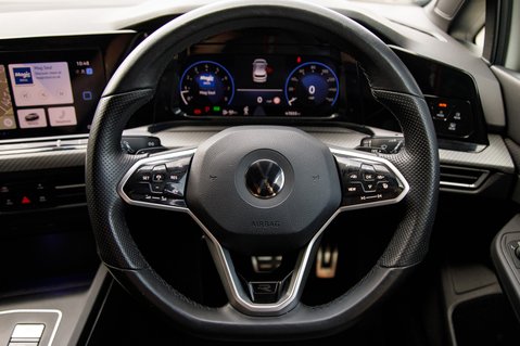 Volkswagen Golf R-LINE ETSI DSG 15