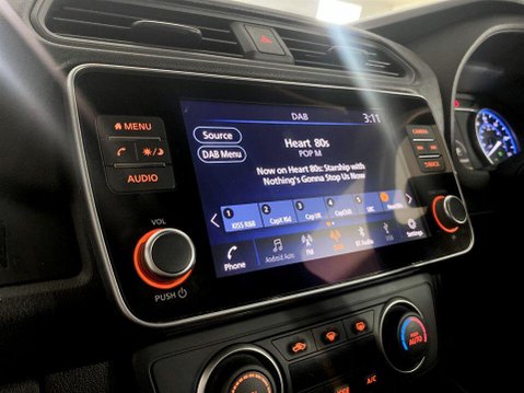 Nissan LEAF 39kWh Acenta Hatchback 5dr Electric Auto (150 ps) Air Con - Bluetooth 15