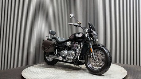 Triumph Speedmaster 2019 ONLY 24K LONG MOT PANNIERS SISSY BAR CRUISER ROADSTER 2