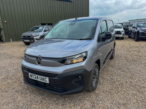 Citroen Berlingo SWB L1H1 [SOLD KH] Low Roof Driver Air Con Alloys Sensors EURO 6 2