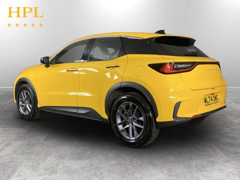 Lexus LBX 1.5 VVT-iE Premium SUV 5dr Petrol Hybrid E-CVT Euro 6 (s/s) (136 ps) Blueto 5