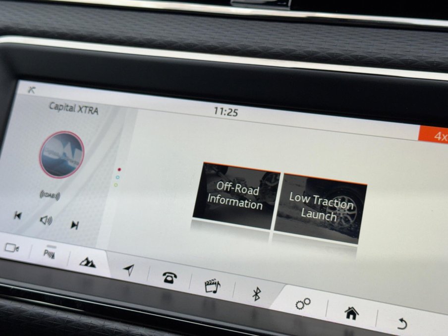2020 Land Rover Range Rover Evoque — image 28