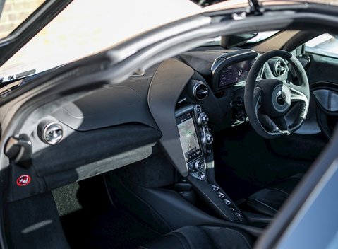 McLaren 720S Performance 14