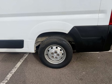 Peugeot Boxer 2.2 Boxer 335 Professional L3H2 Blue HDi 9