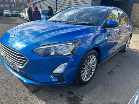 Ford Focus TITANIUM X 5