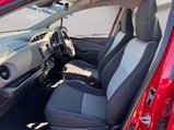 Toyota Yaris 1.5 VVT-h Icon E-CVT Euro 6 (s/s) 5dr 34