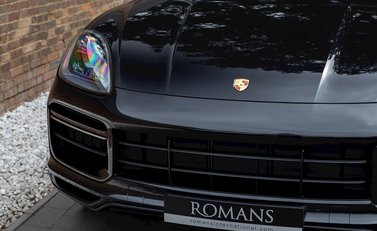 Porsche Cayenne Turbo 24