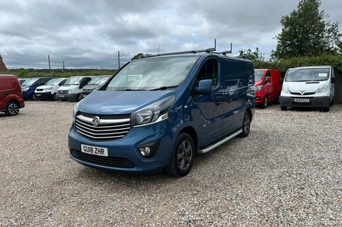 Vauxhall Vivaro SWB L1H1 Low Roof Sportive 2700 Air Con Alloys Sensors EURO 6 NO VAT