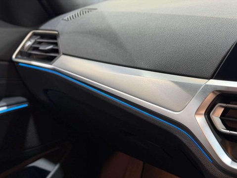 BMW 3 Series 2.0 330e 12kWh M Sport Saloon 4dr Petrol Plug-in Hybrid Auto Euro 6 (s/s) ( 39