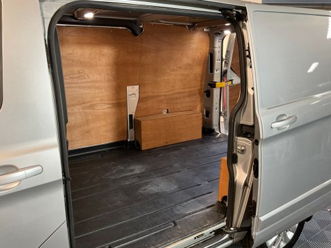 Ford Transit Custom 2.0 300 EcoBlue Limited L1 H1 Euro 6 (s/s) 5dr 9