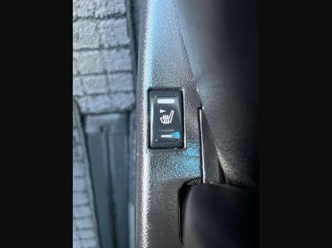 Nissan Elgrand 3.5+HIGHWAY STAR+GRADE 4+WARRANTED MILES 29