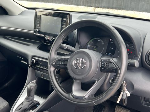 Toyota Yaris ICON FHEV 36