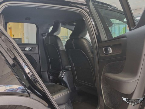 Volvo XC40 1.5 T3 R-Design Euro 6 (s/s) 5dr 49