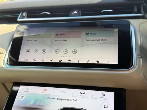 Land Rover Range Rover Velar 2.0 D240 R-Dynamic HSE SUV 5dr Diesel Auto 4WD Euro 6 (s/s) (240 ps) 69