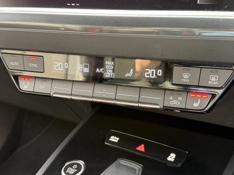 Audi Q4 40 S line SUV 5dr Electric Auto 82kWh (204 ps) 48