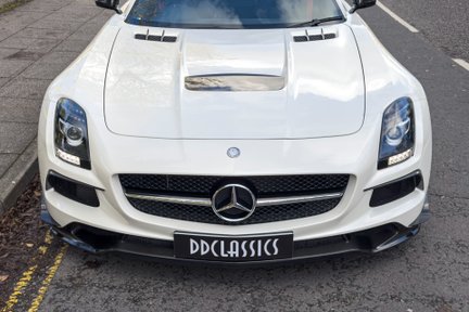 Mercedes-Benz SLS Black Series 7