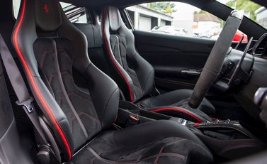 Ferrari 488 GTB 12