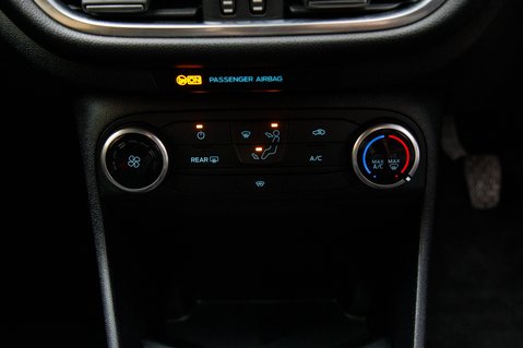 Ford Fiesta ST-LINE EDITION MHEV 32