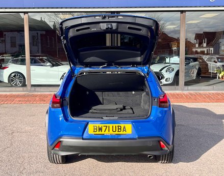 Lexus Ux 2.0 UX 250h 4x2 CVT 5dr 77