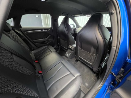 Audi RS3 2.5 TFSI Saloon 4dr Petrol S Tronic quattro Euro 6 (s/s) (400 ps) 14