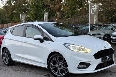 Ford Fiesta ST-LINE EDITION - 2 OWNERS - APPLE CAR PLAY - SERVICE HISTORY 1